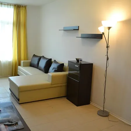 아파트 Duplex Penthouse Lipin *